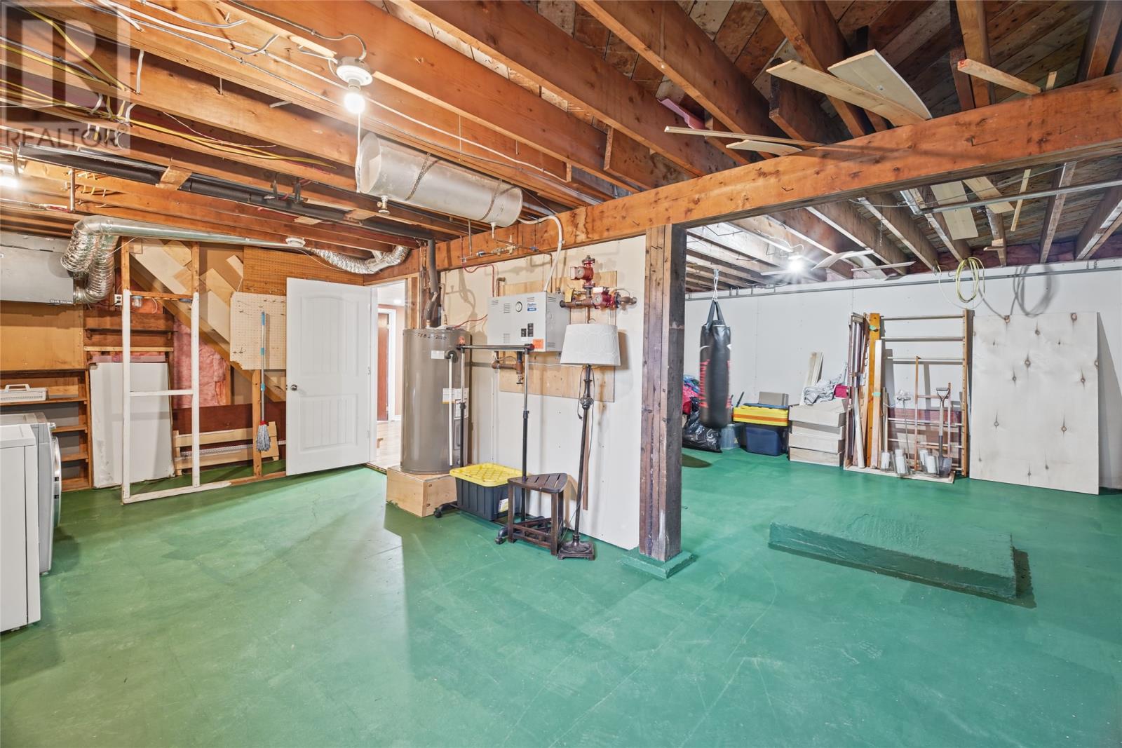 7 Macpherson Avenue Property Photo 30