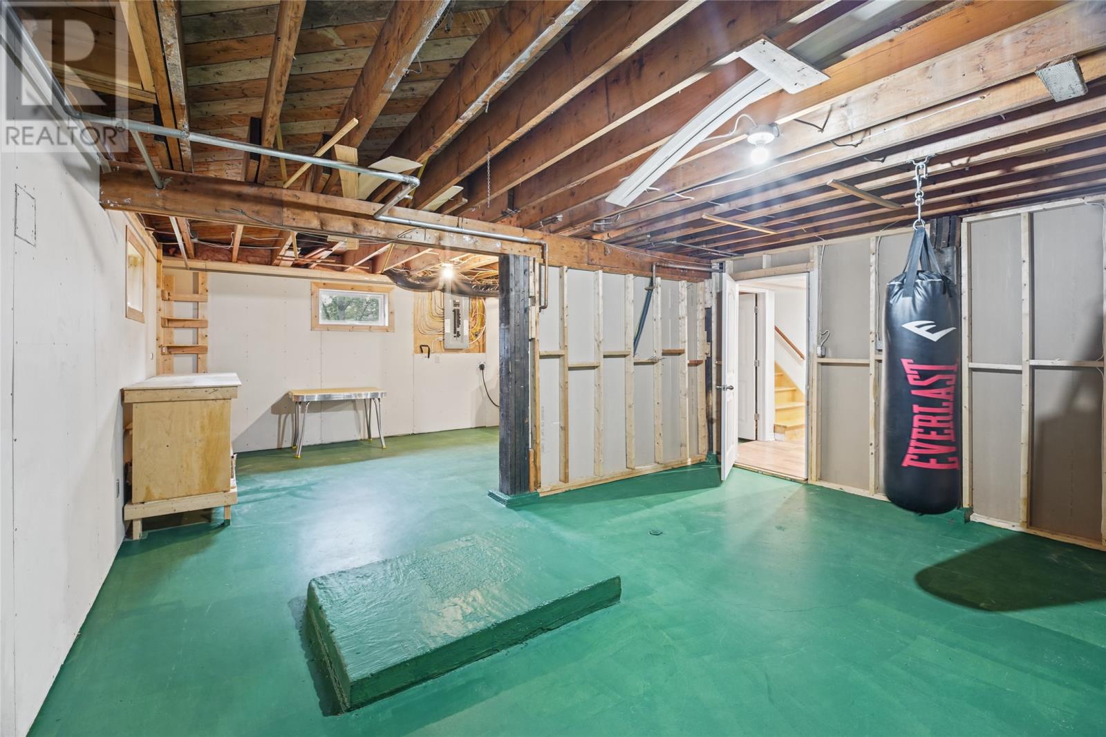 7 Macpherson Avenue Property Photo 31
