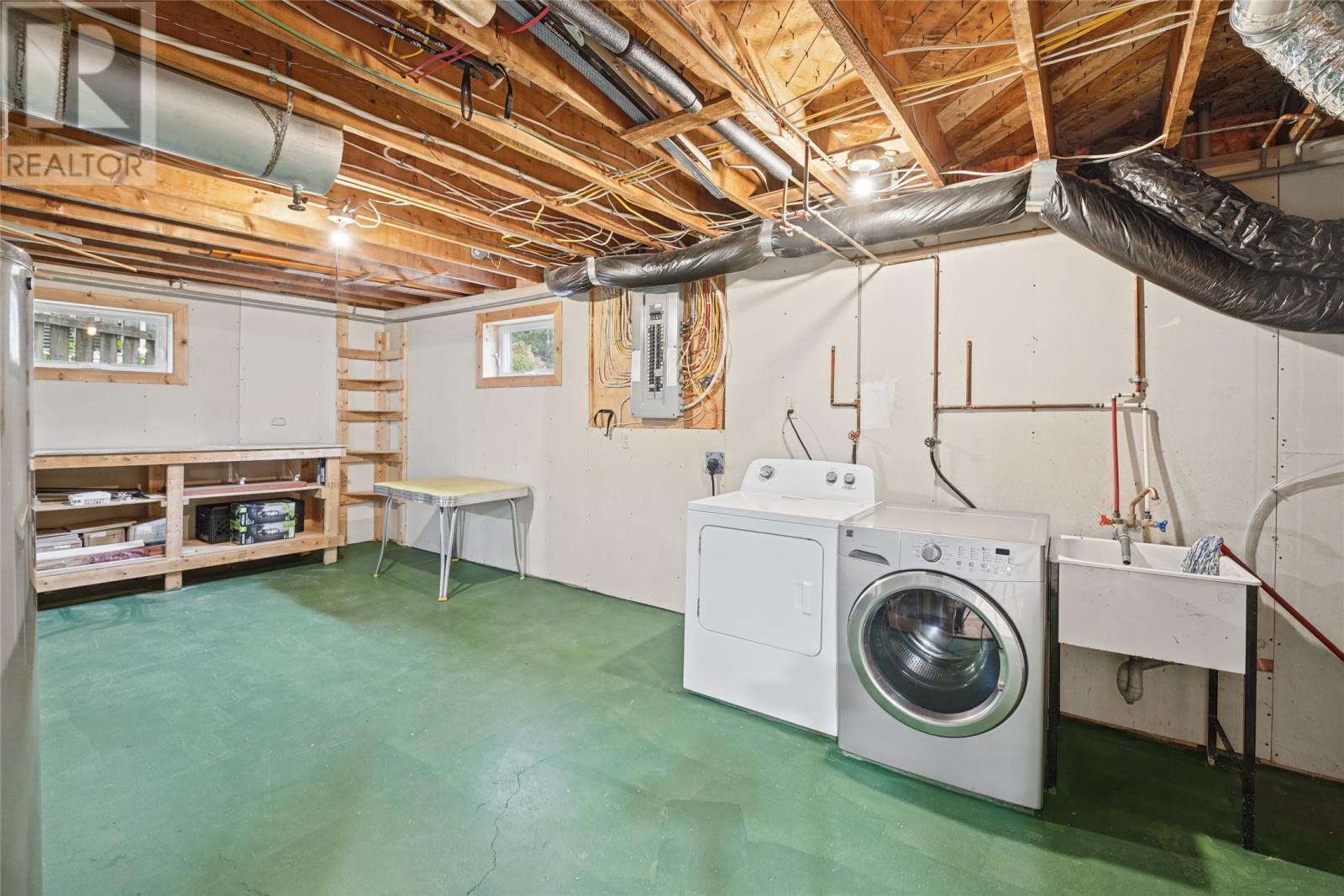 7 Macpherson Avenue Property Photo 32