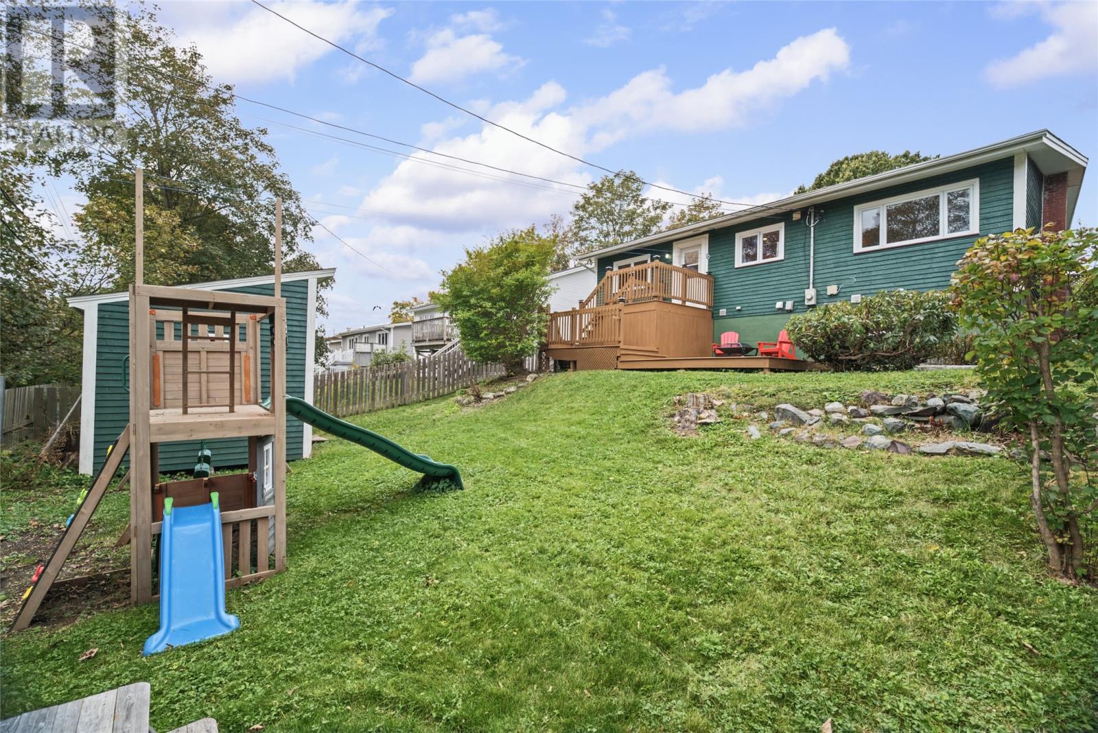 7 Macpherson Avenue Property Photo 36