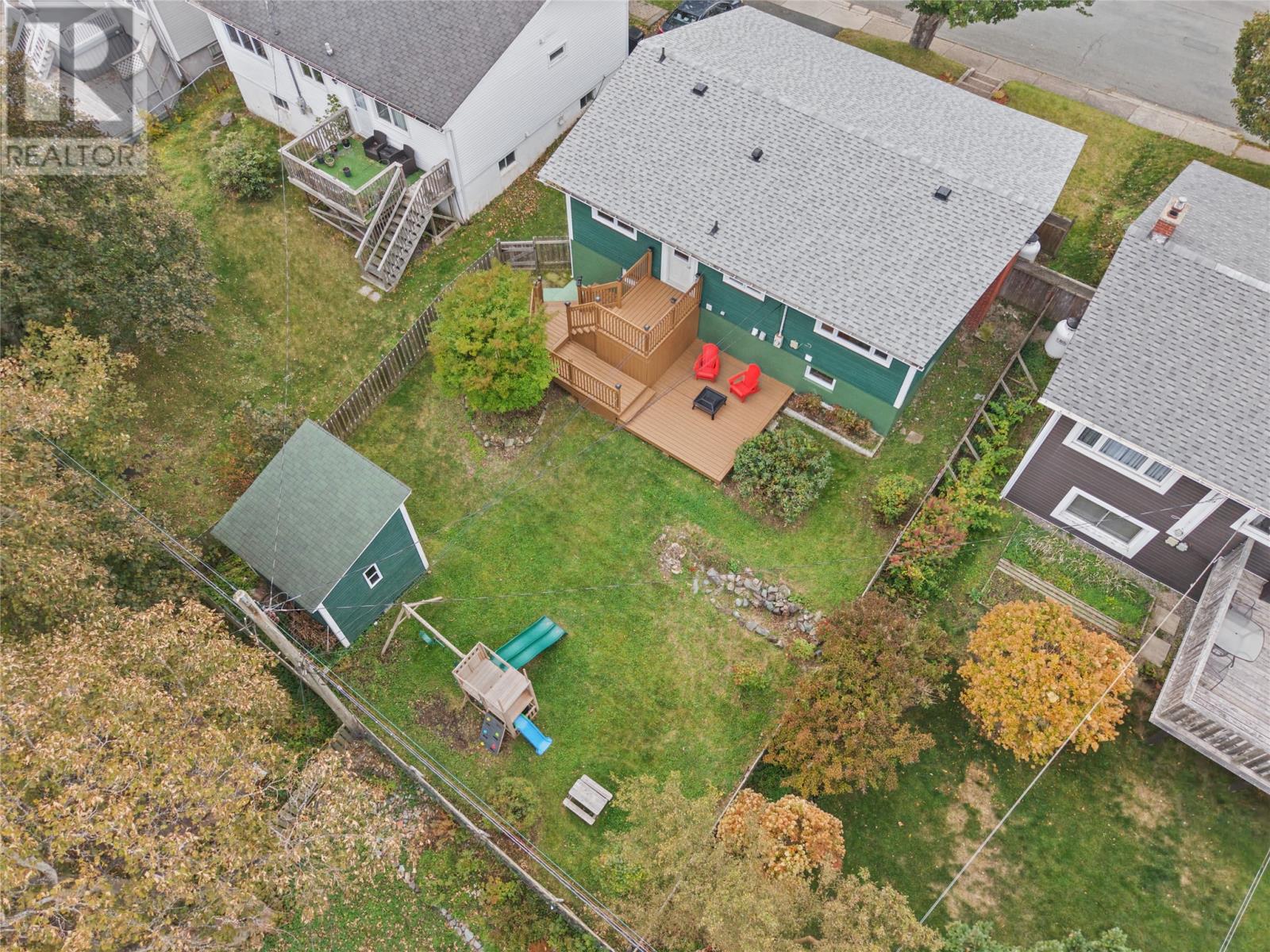 7 Macpherson Avenue Property Photo 40