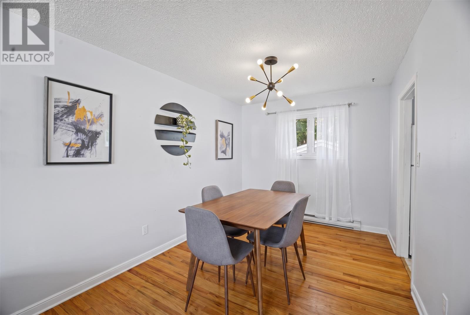 84 Canada Drive Property Photo 11