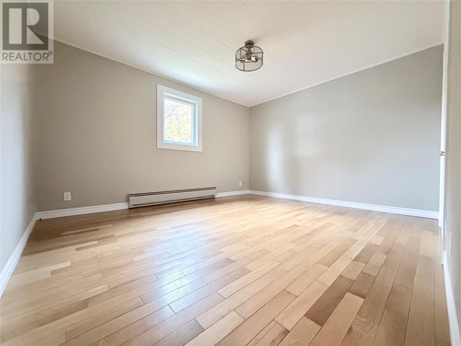 14 Fifth Avenue Property Photo 9