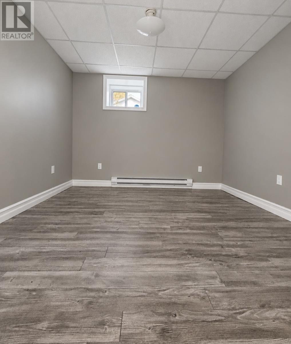14 Fifth Avenue Property Photo 15