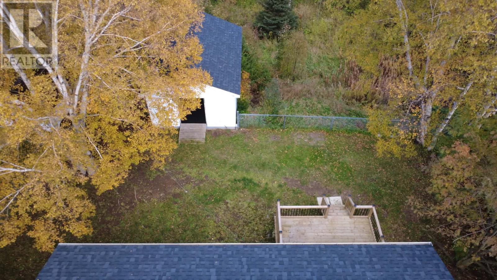 14 Fifth Avenue Property Photo 21