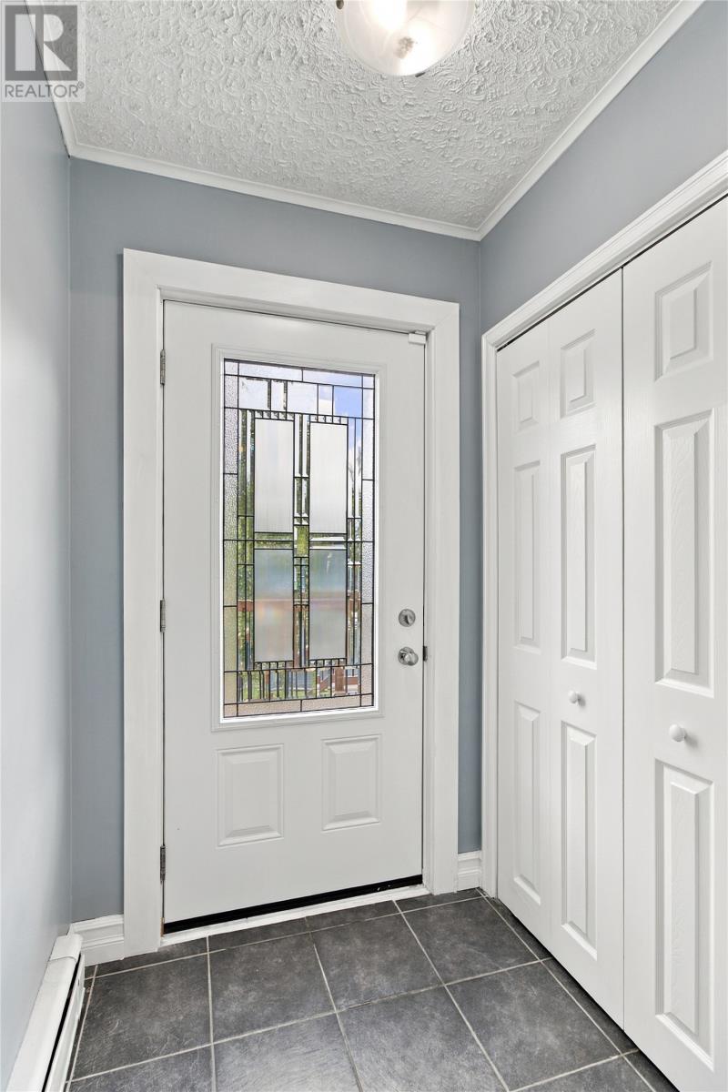 16 Dunscombe Place Property Photo 4