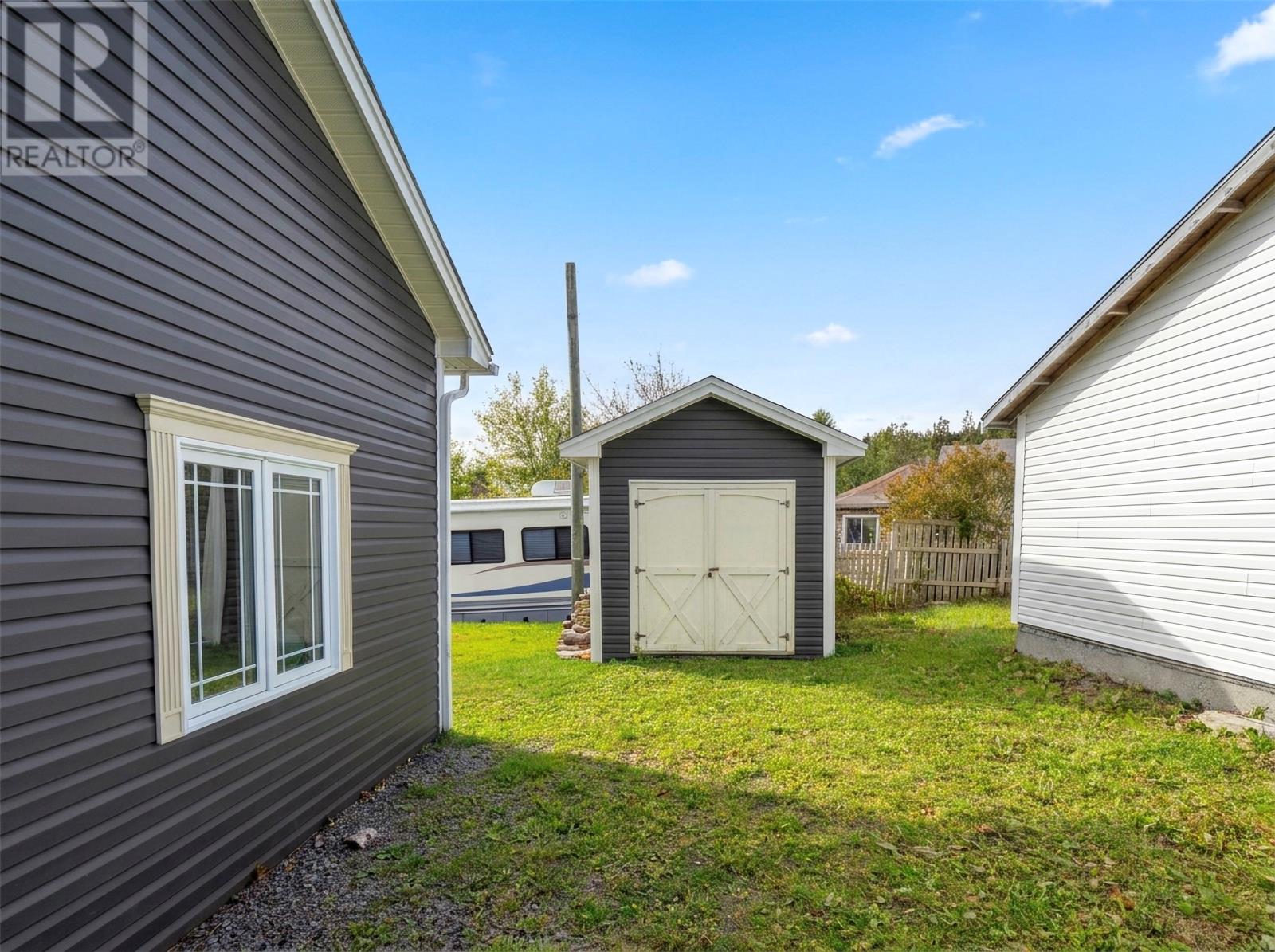 14 Humphrey Street Property Photo 10