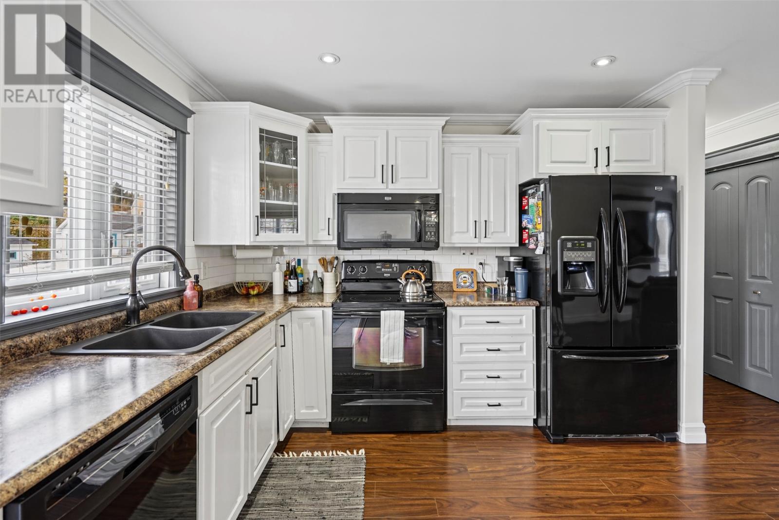14 Humphrey Street Property Photo 21