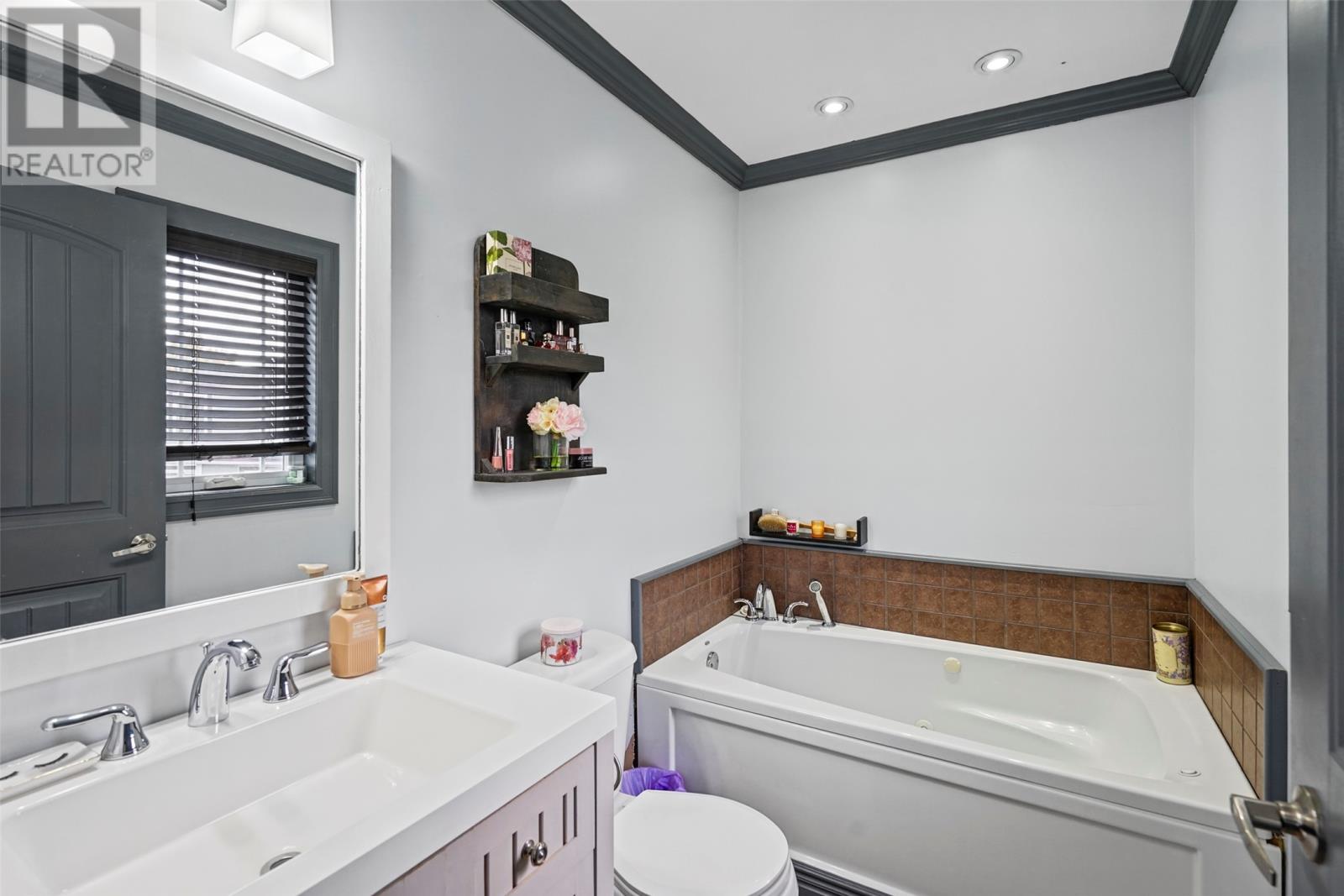 14 Humphrey Street Property Photo 25