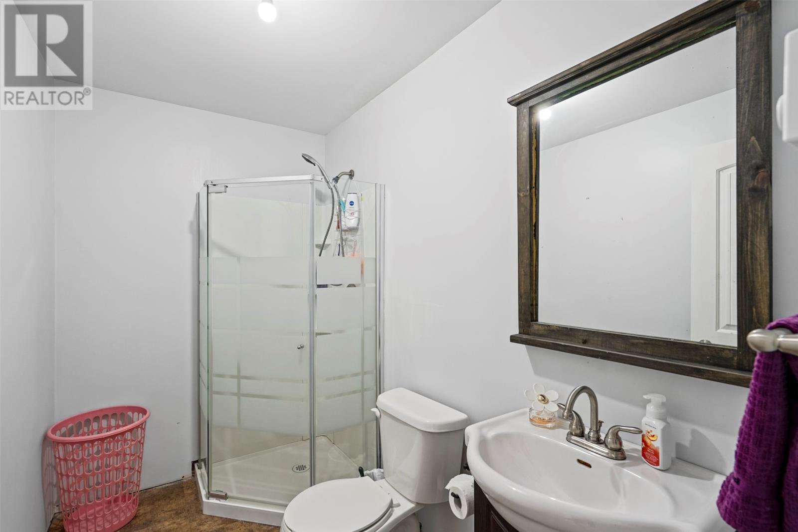 14 Humphrey Street Property Photo 32