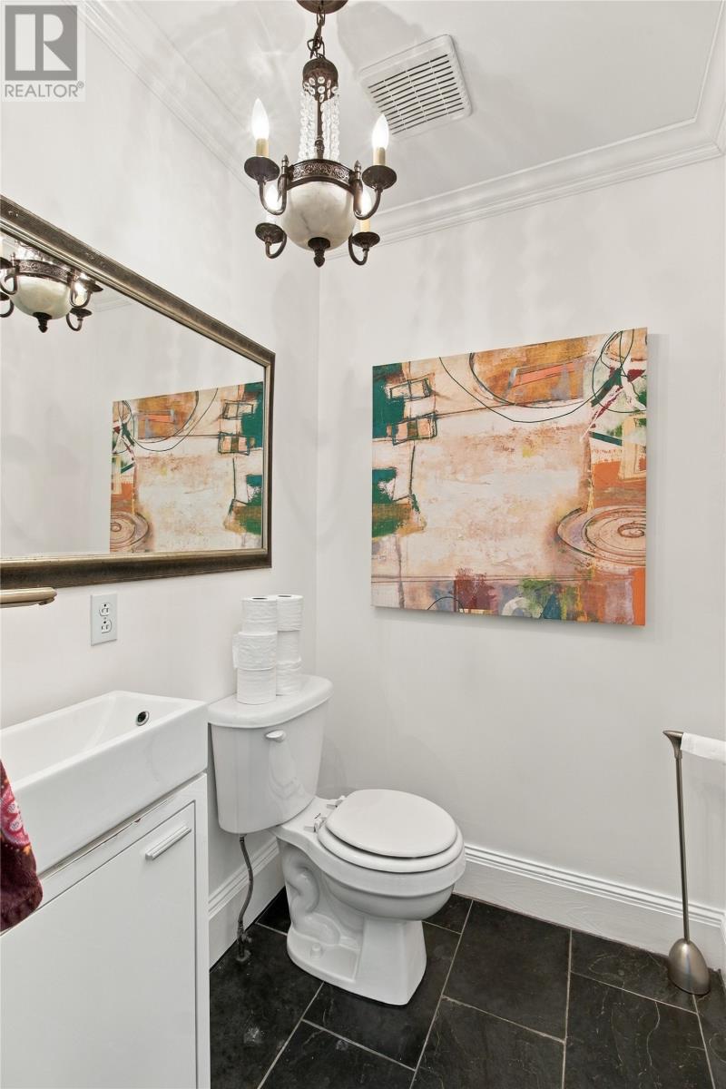 13 Burdell Place Property Photo 16