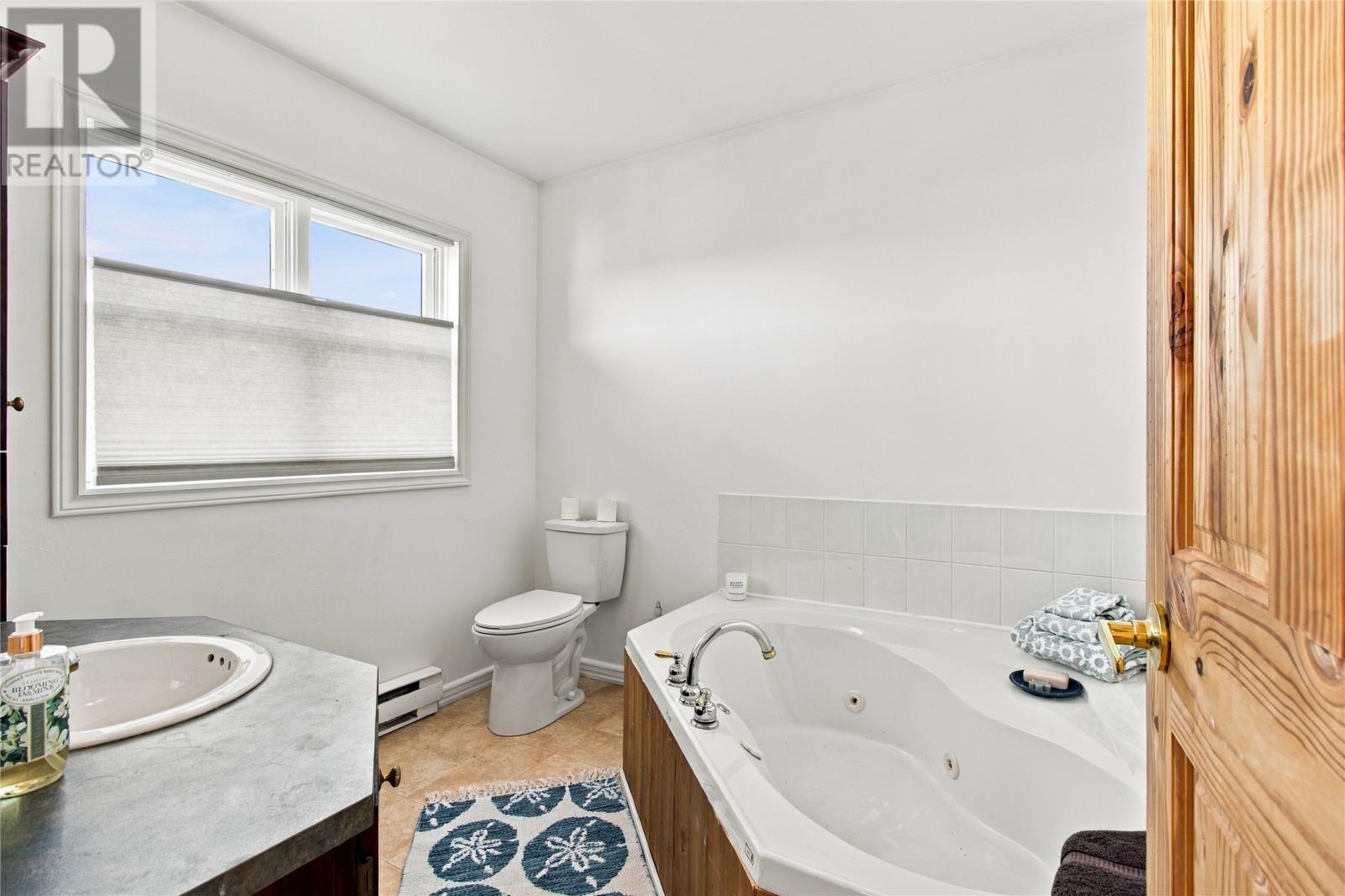 13 Burdell Place Property Photo 20