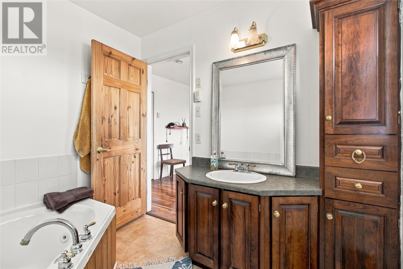 13 Burdell Place Property Photo 21