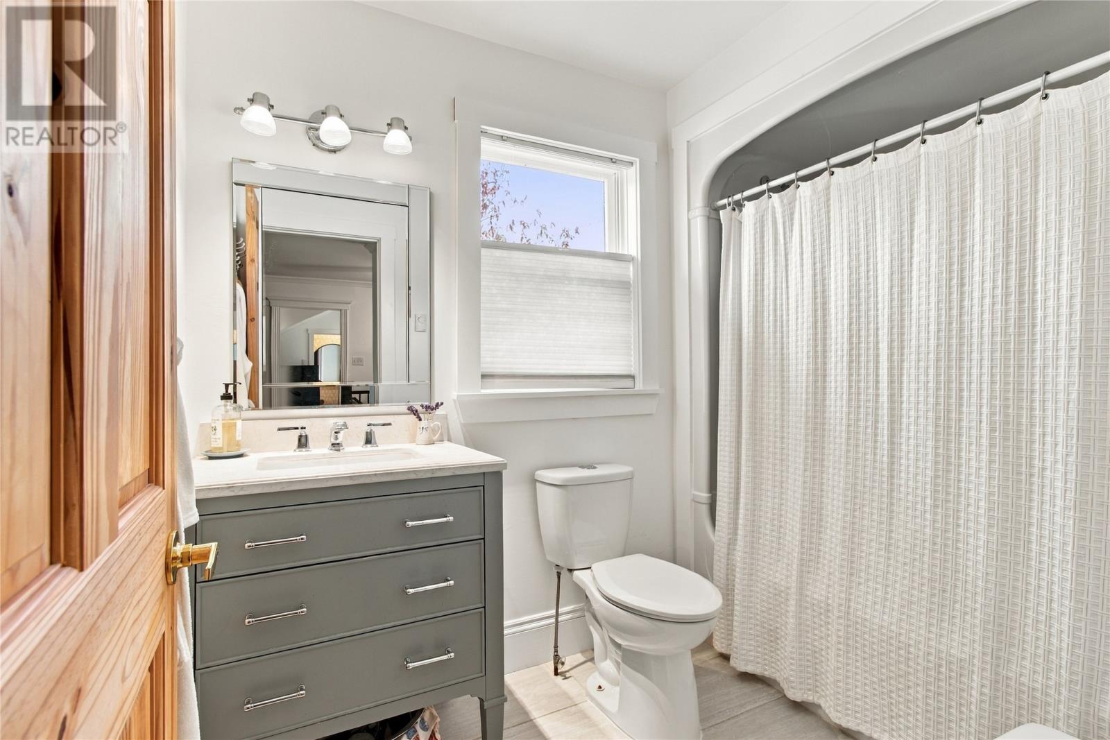 13 Burdell Place Property Photo 26