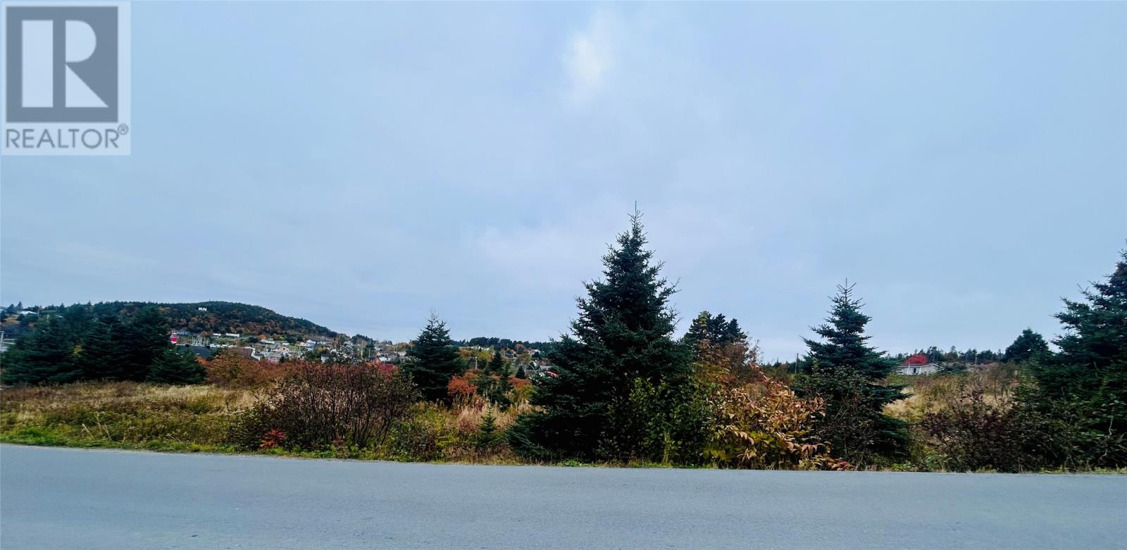 5 Hill Road Property Photo 9