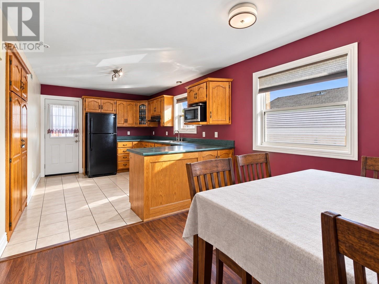 86 Greenspond Drive Property Photo 11