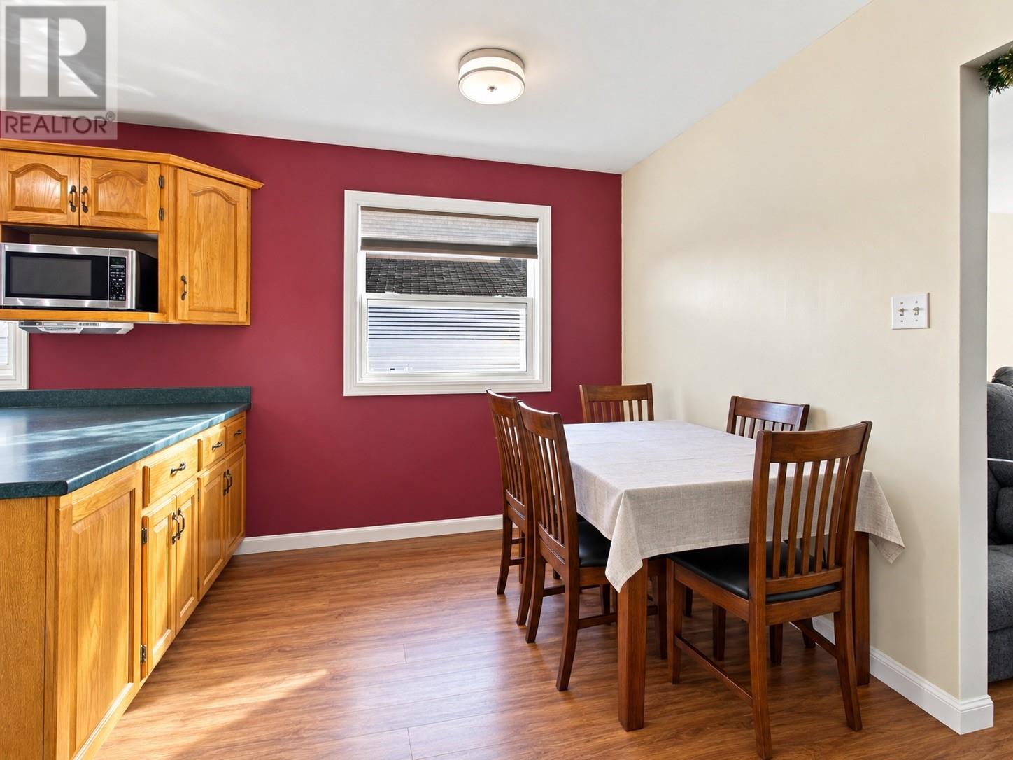 86 Greenspond Drive Property Photo 12