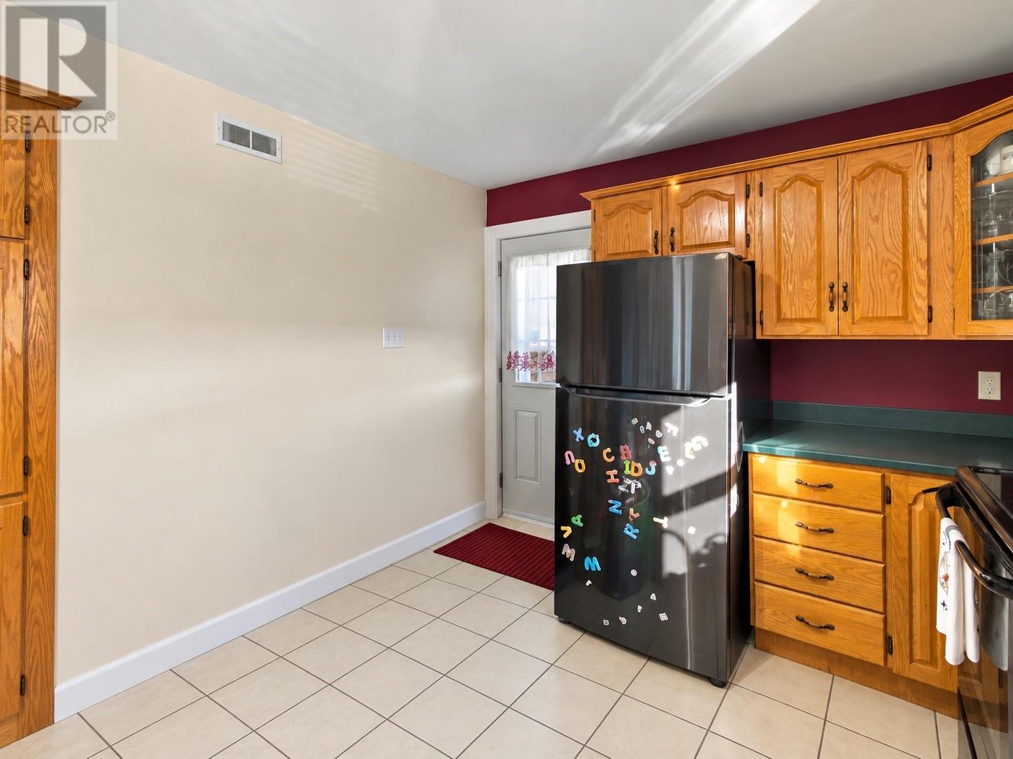 86 Greenspond Drive Property Photo 14