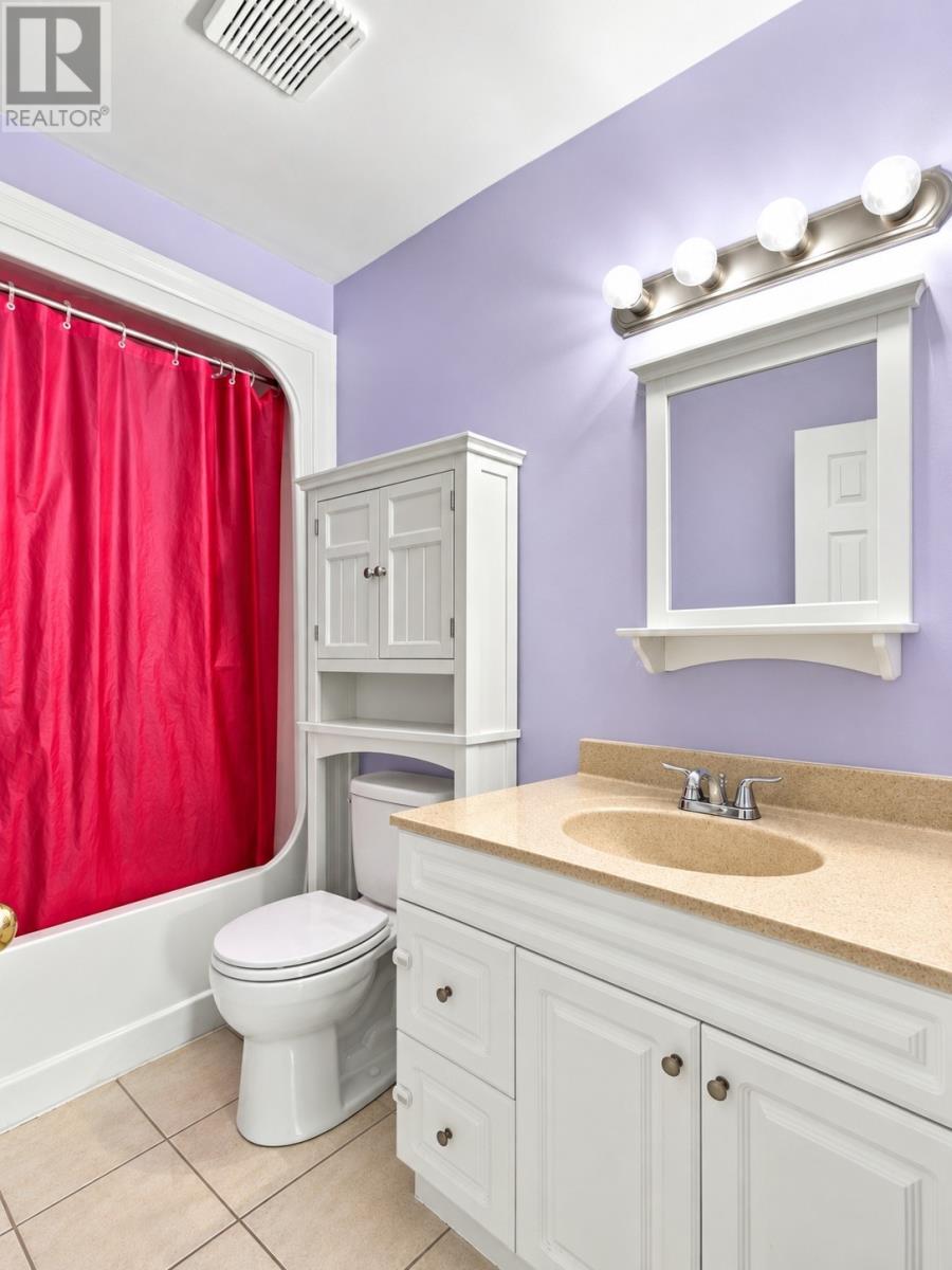 86 Greenspond Drive Property Photo 17