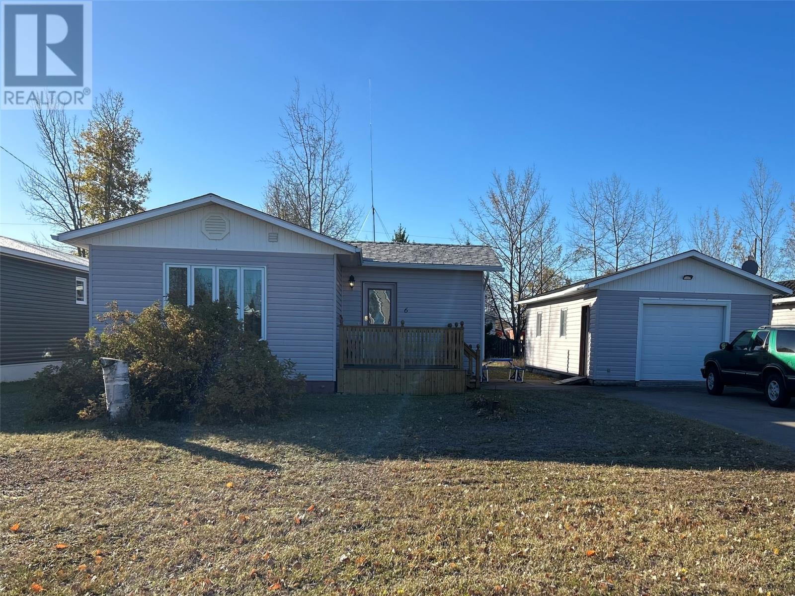 6 Winters Crescent Property Photo 1
