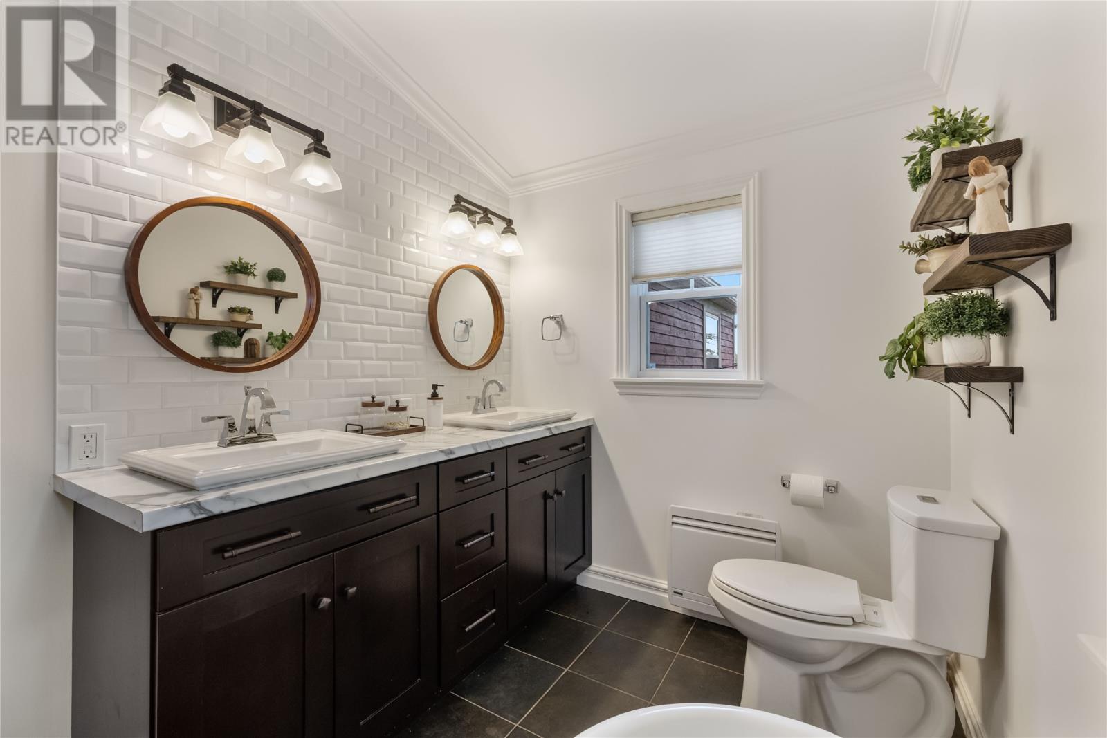 17 Appledore Place Property Photo 29