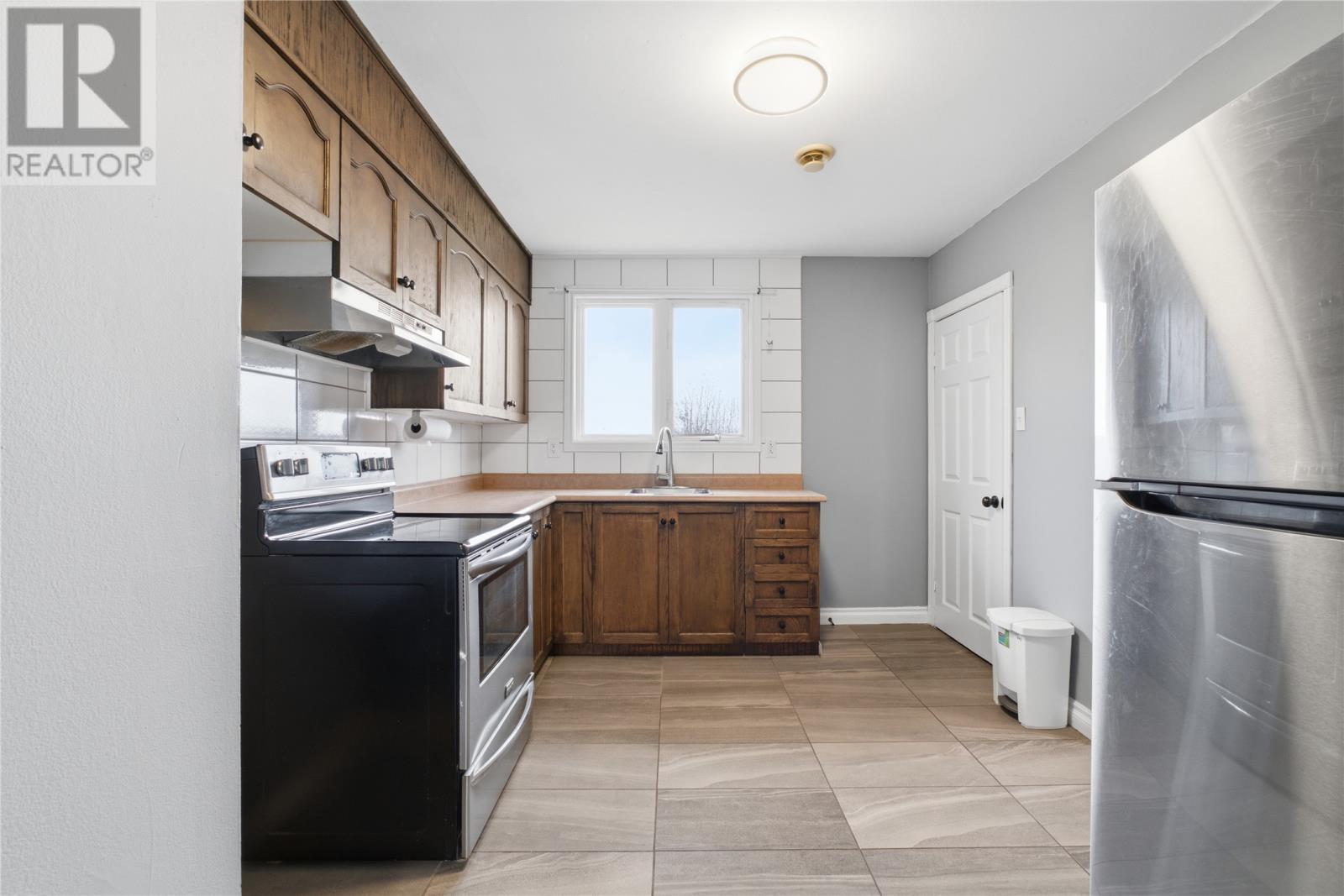 23 Fahey Street Property Photo 3