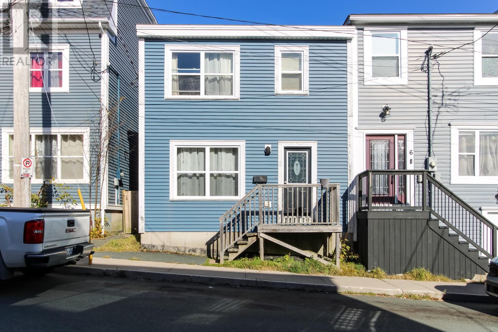 8 Allan Square Property Photo 1