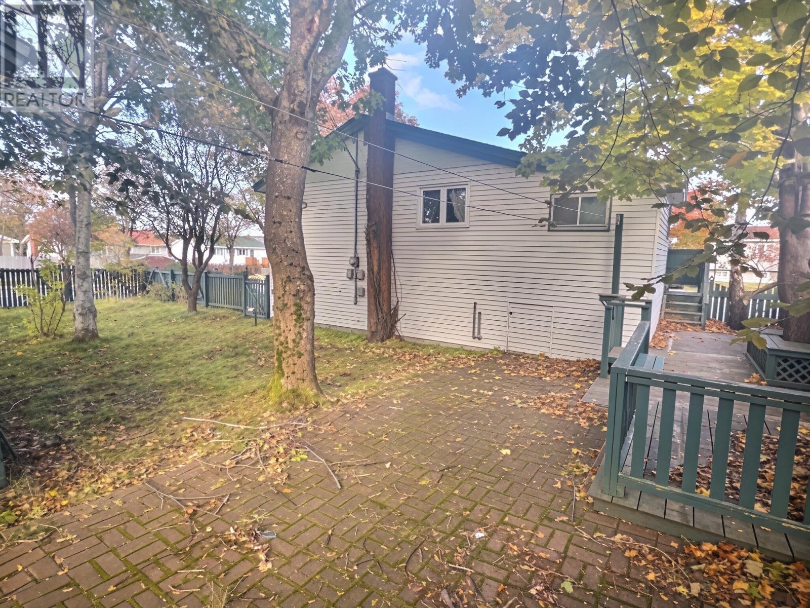 1 Bartlett Place Property Photo 6