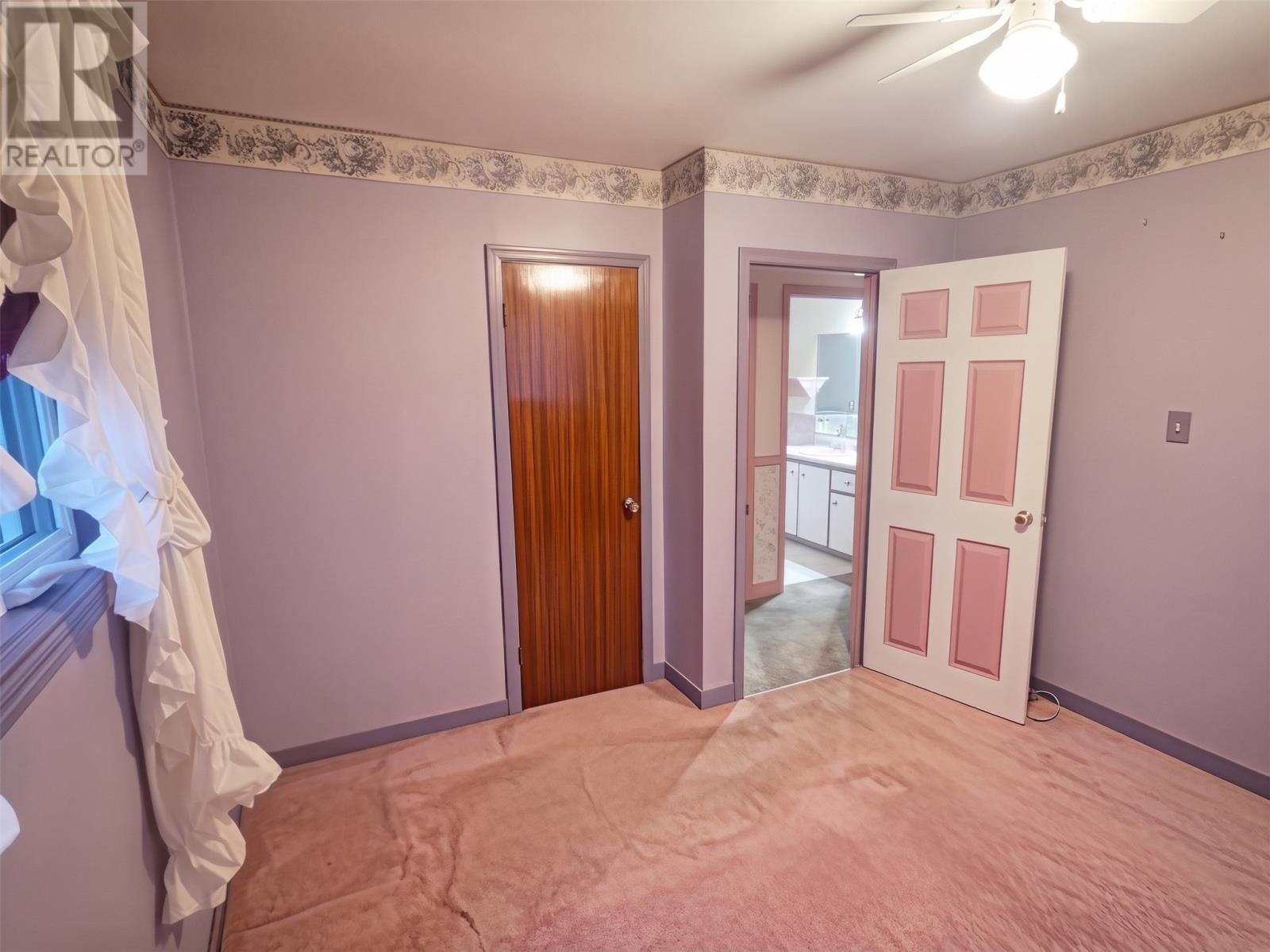 1 Bartlett Place Property Photo 13