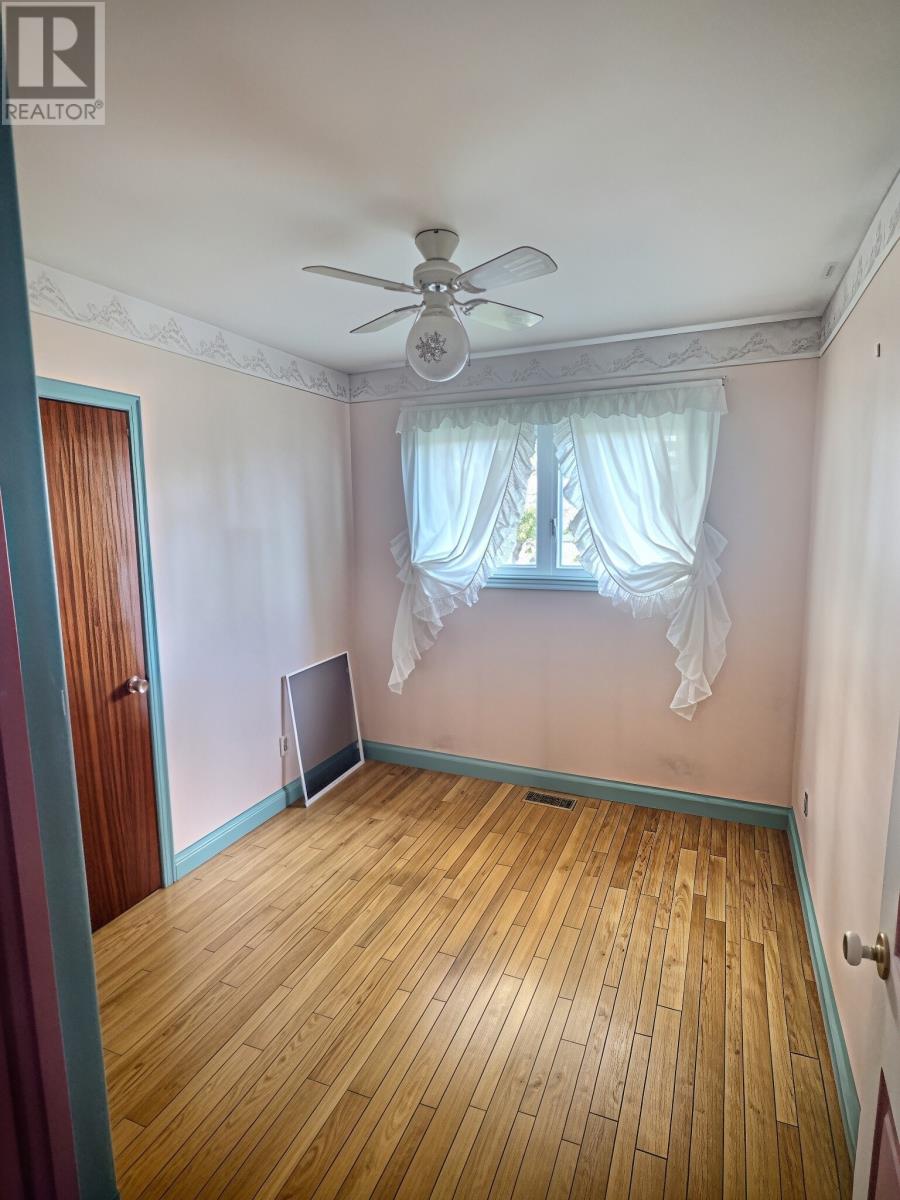 1 Bartlett Place Property Photo 14