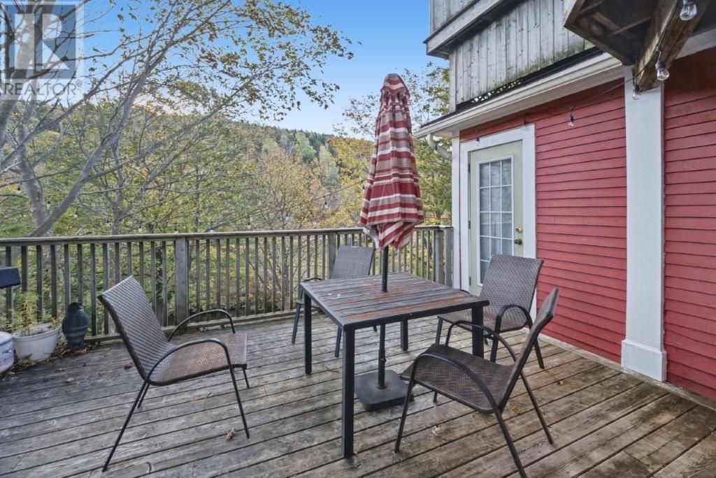 77 Waterford Bridge Road Property Photo 15