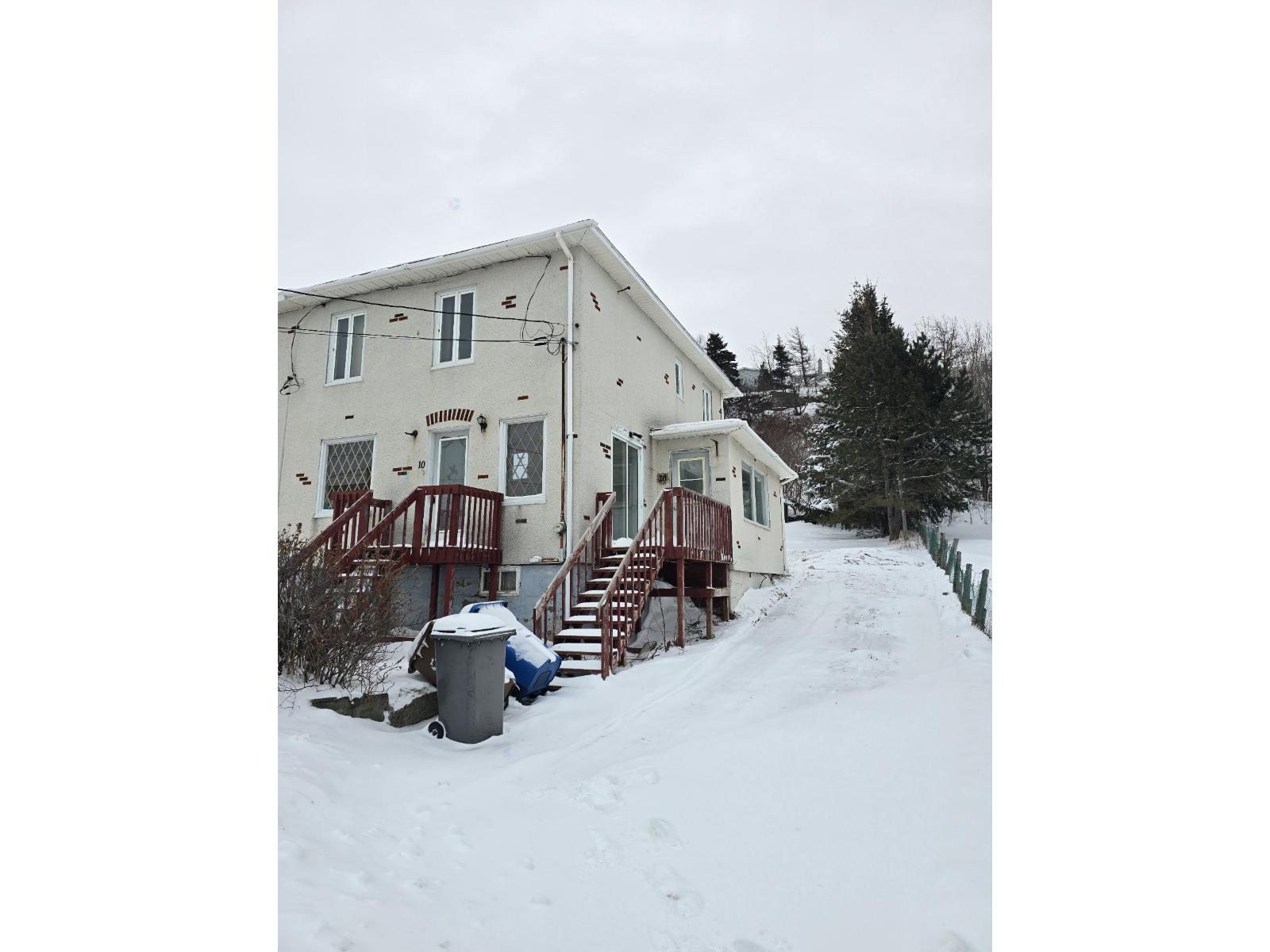 10 Rue Sous-le-cap Photo de la propriété 1