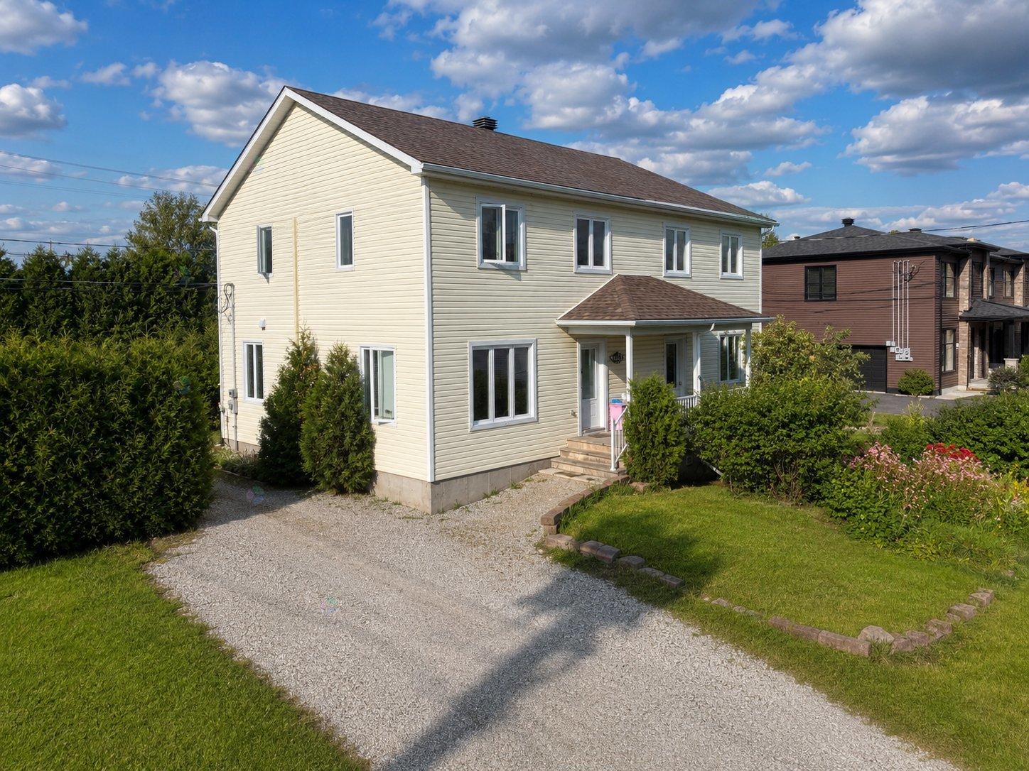 345 Rue Thibault Property Photo 1