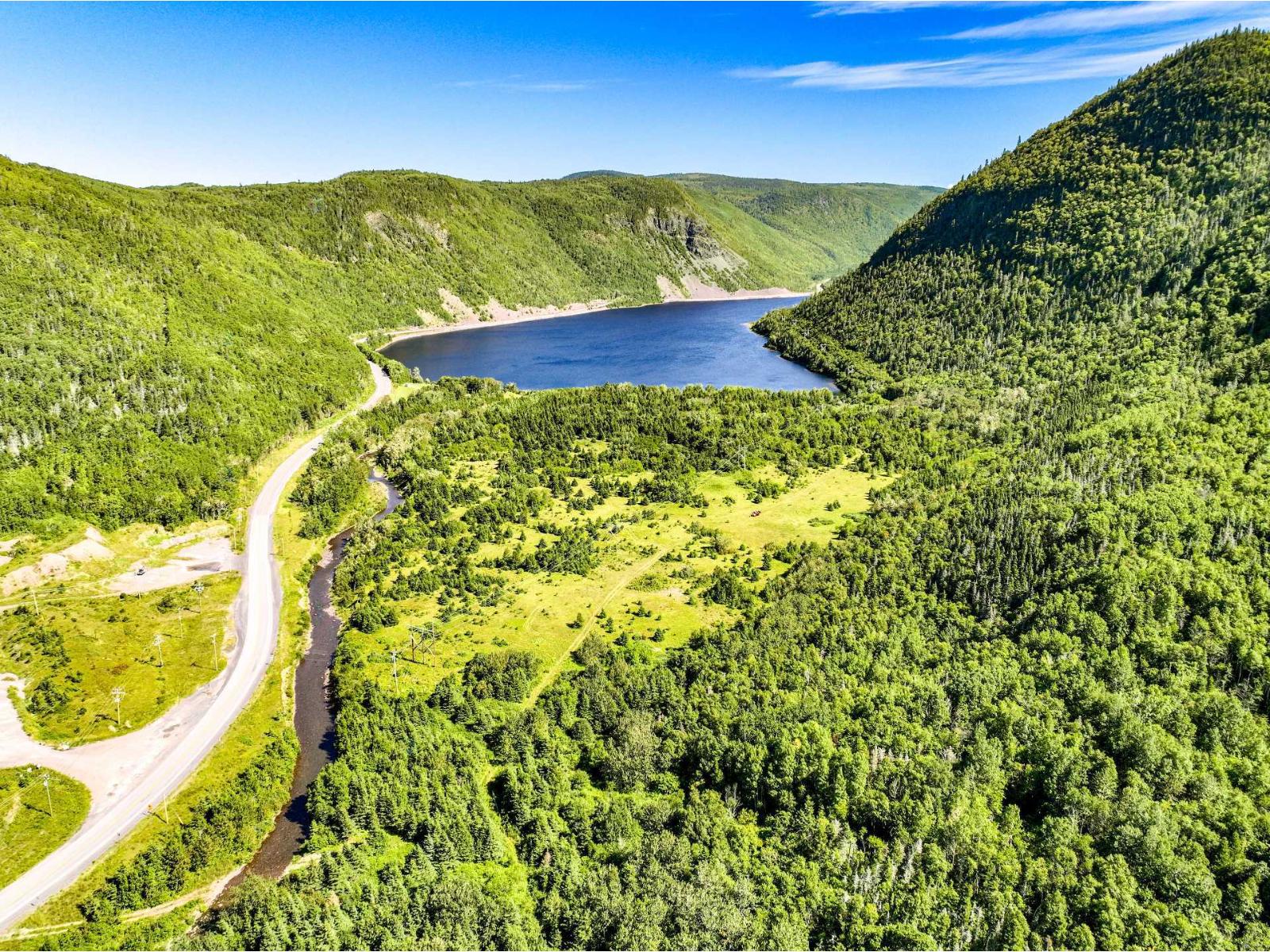 Route Du Lac Property Photo 13
