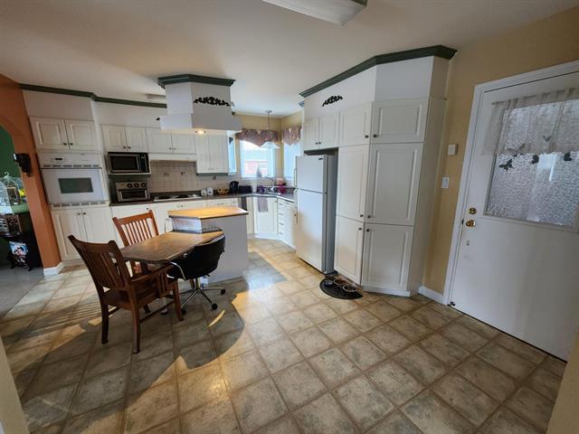 380 1re Avenue O. Property Photo 6