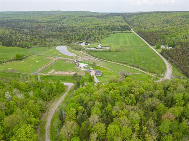 375 9e Rang Property Photo 13