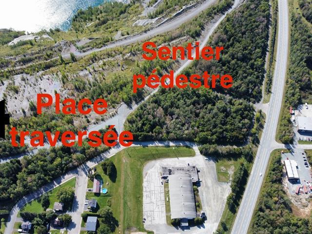 371 Boul. St-luc Property Photo 16