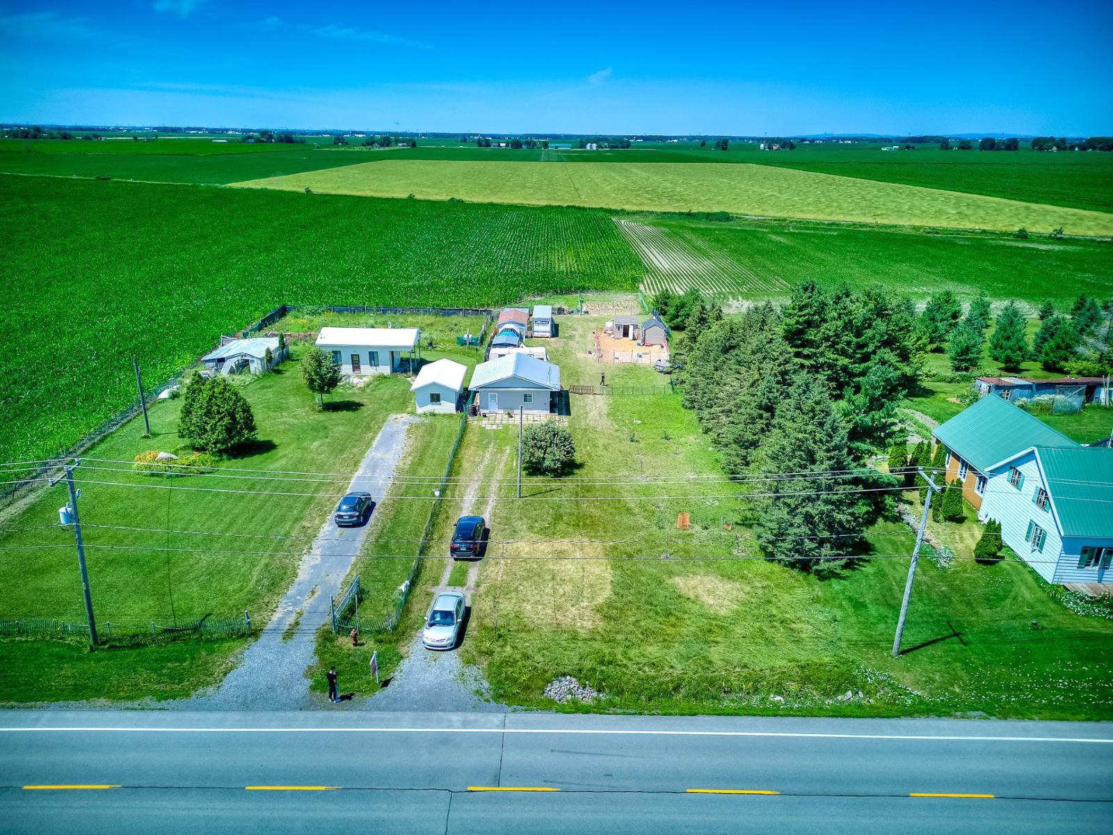 1513 Boul. Ste-marguerite Property Photo 1