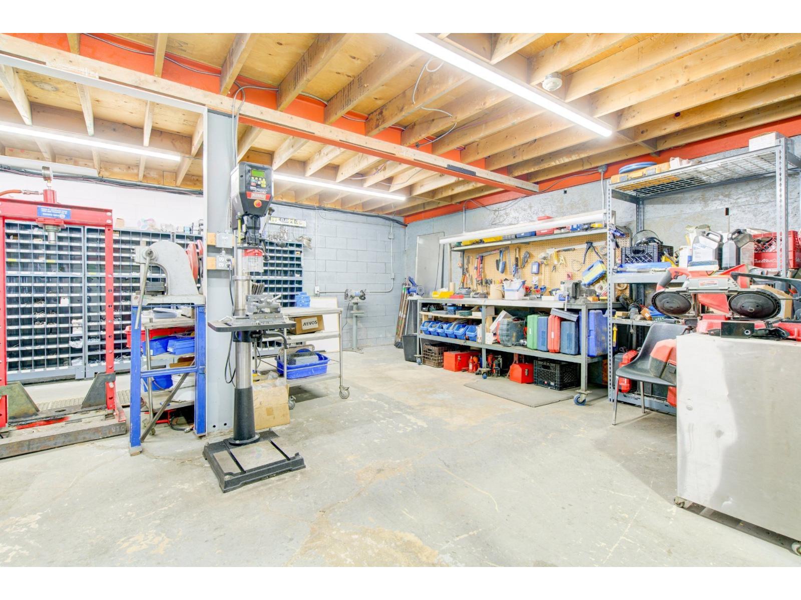 10 Rue Industrielle Property Photo 30