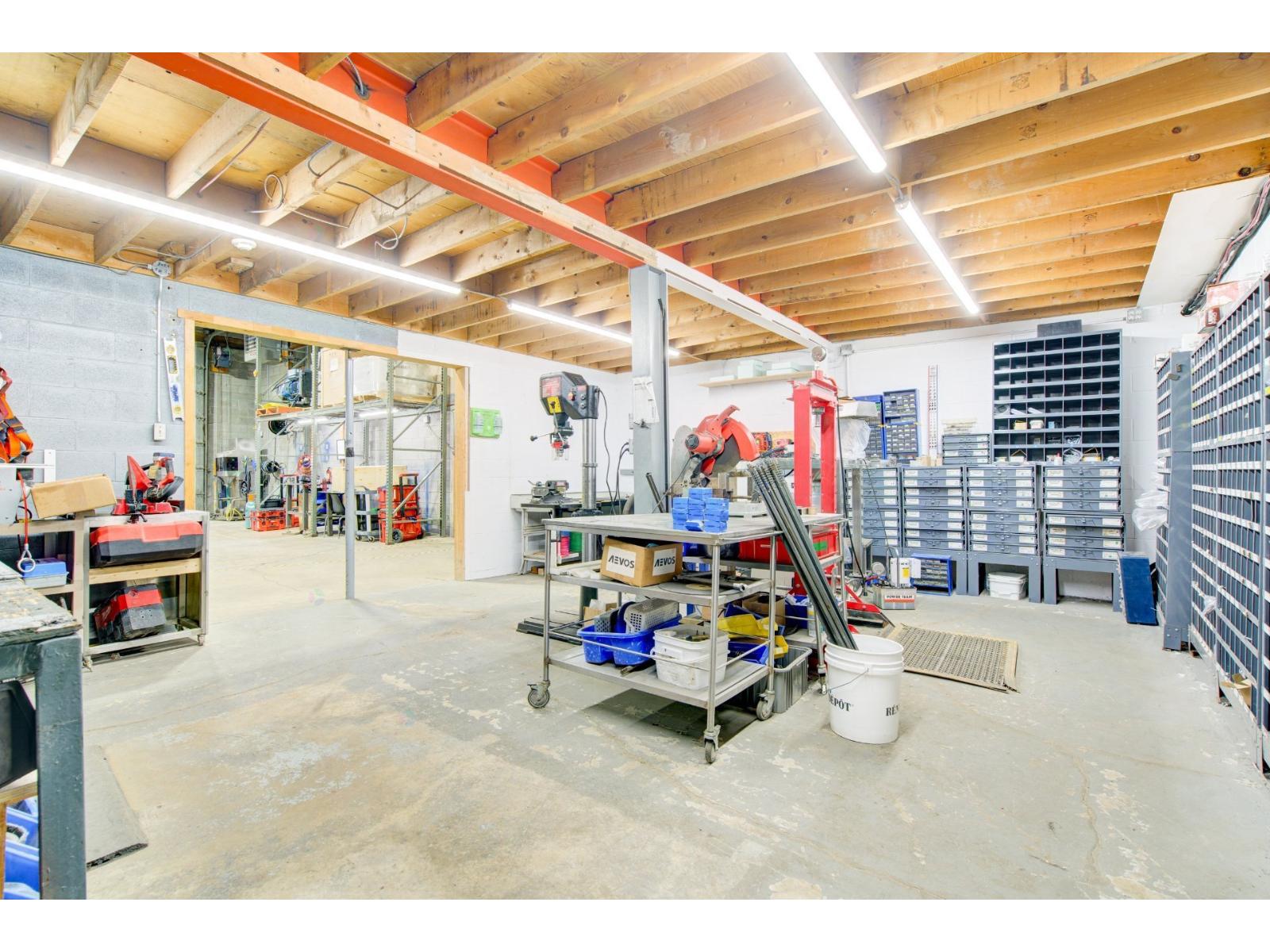 10 Rue Industrielle Property Photo 31