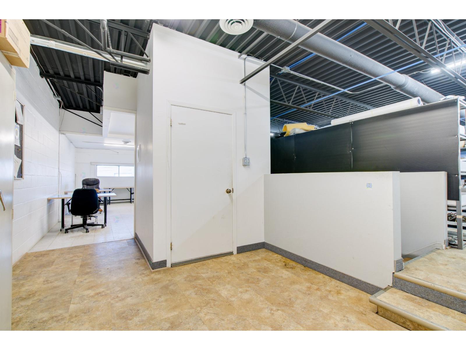 10 Rue Industrielle Property Photo 35