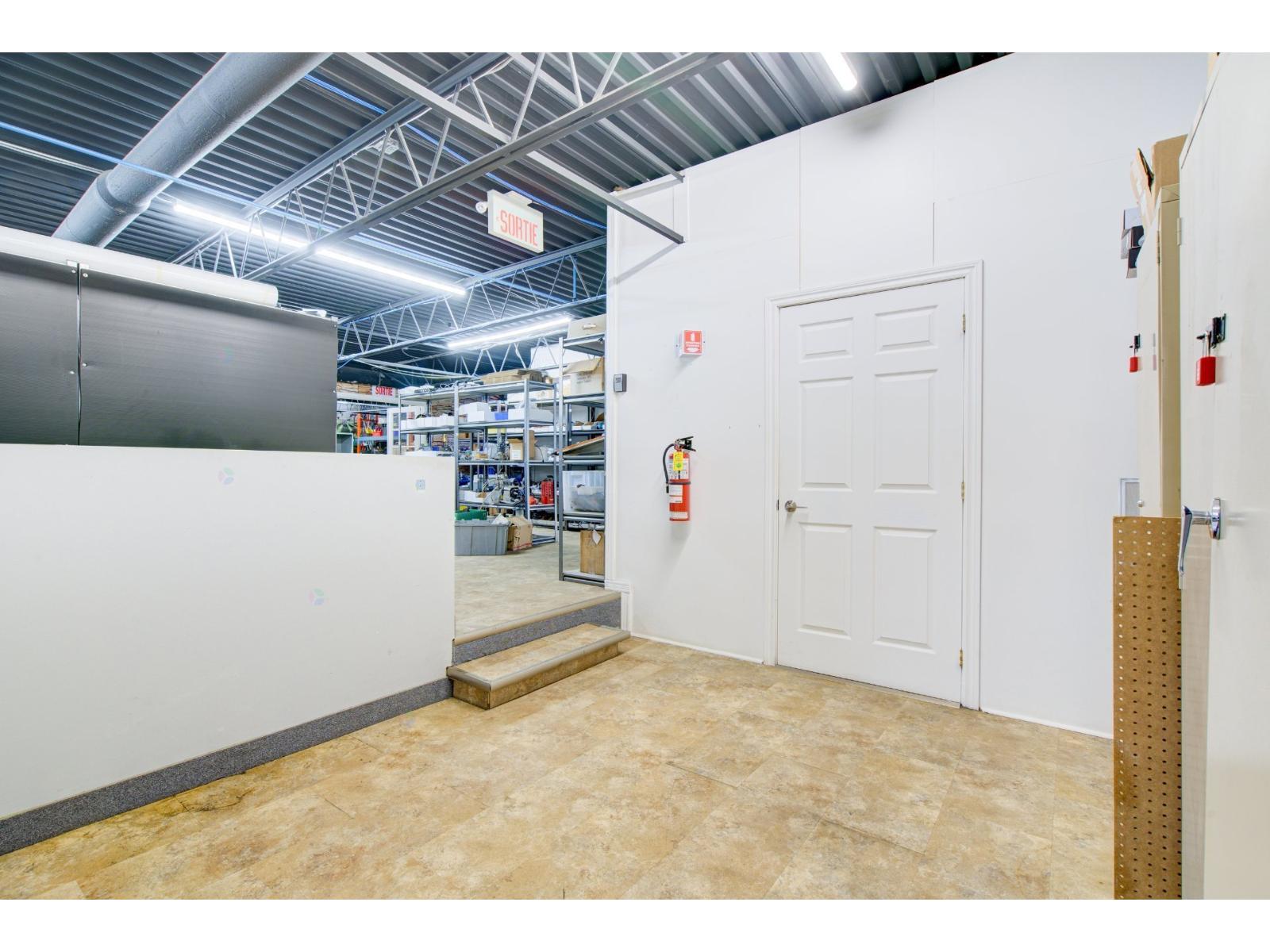 10 Rue Industrielle Property Photo 36