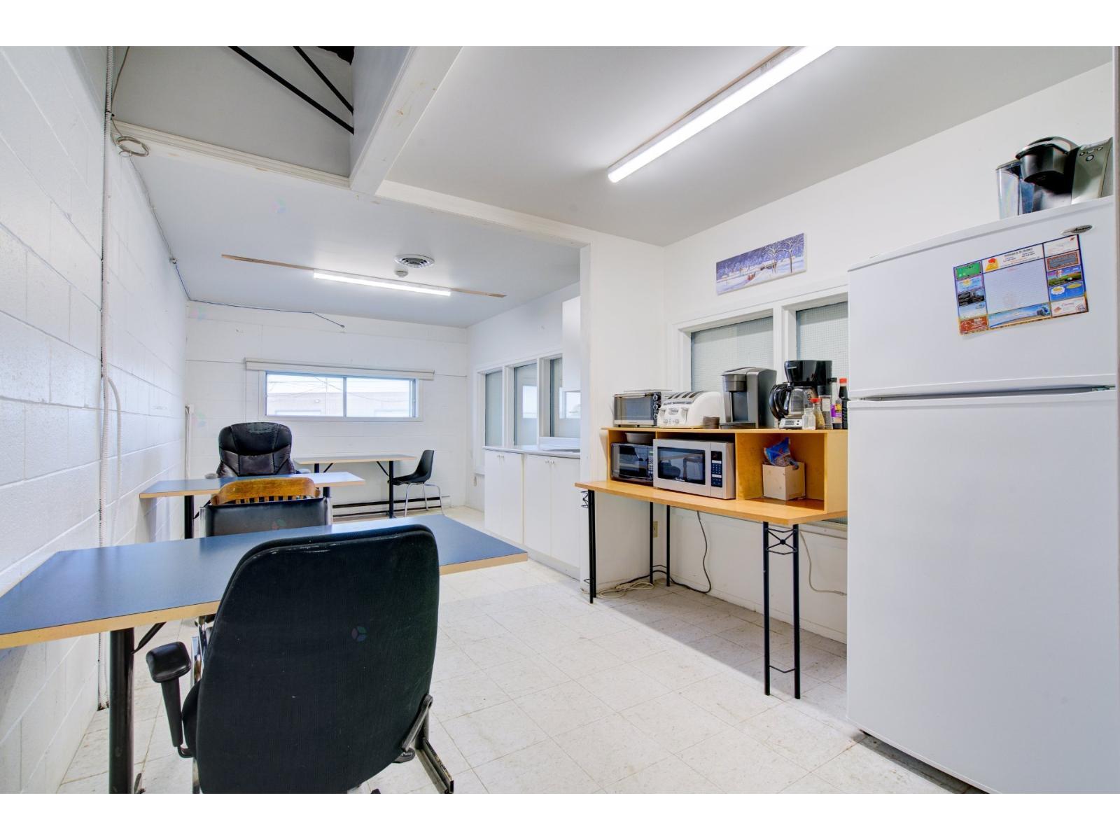 10 Rue Industrielle Property Photo 37