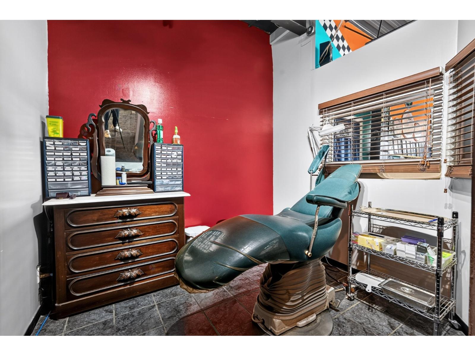 253 Rue Ste-catherine, #115 Property Photo 12