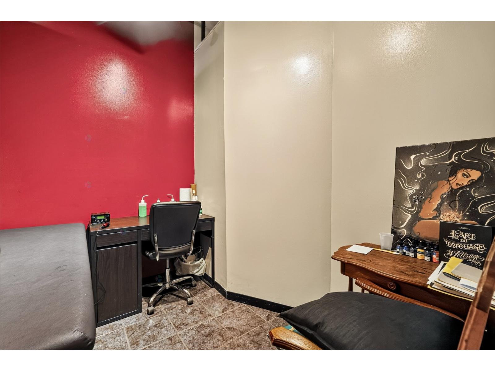 253 Rue Ste-catherine, #115 Property Photo 13