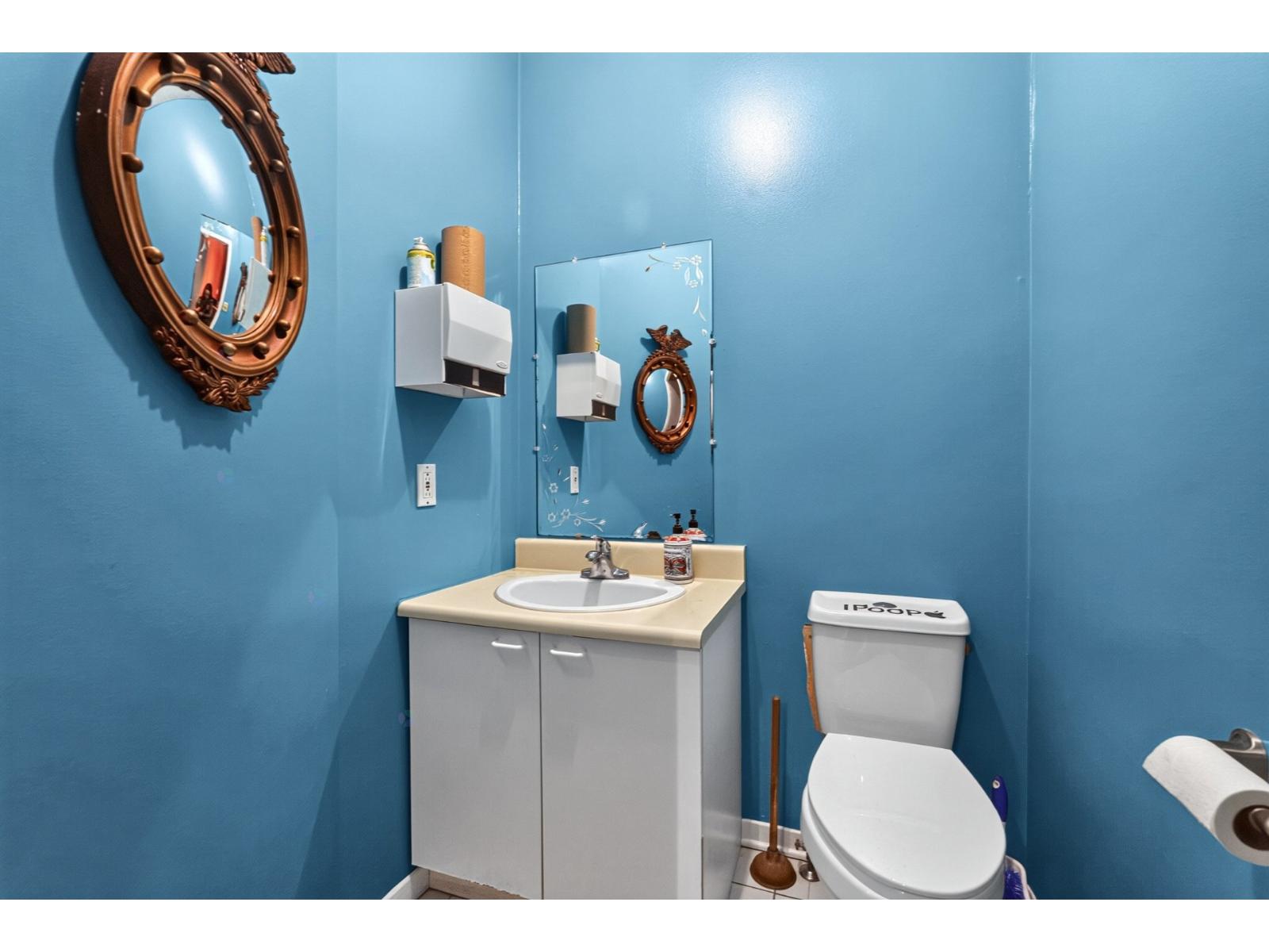 253 Rue Ste-catherine, #115 Property Photo 16