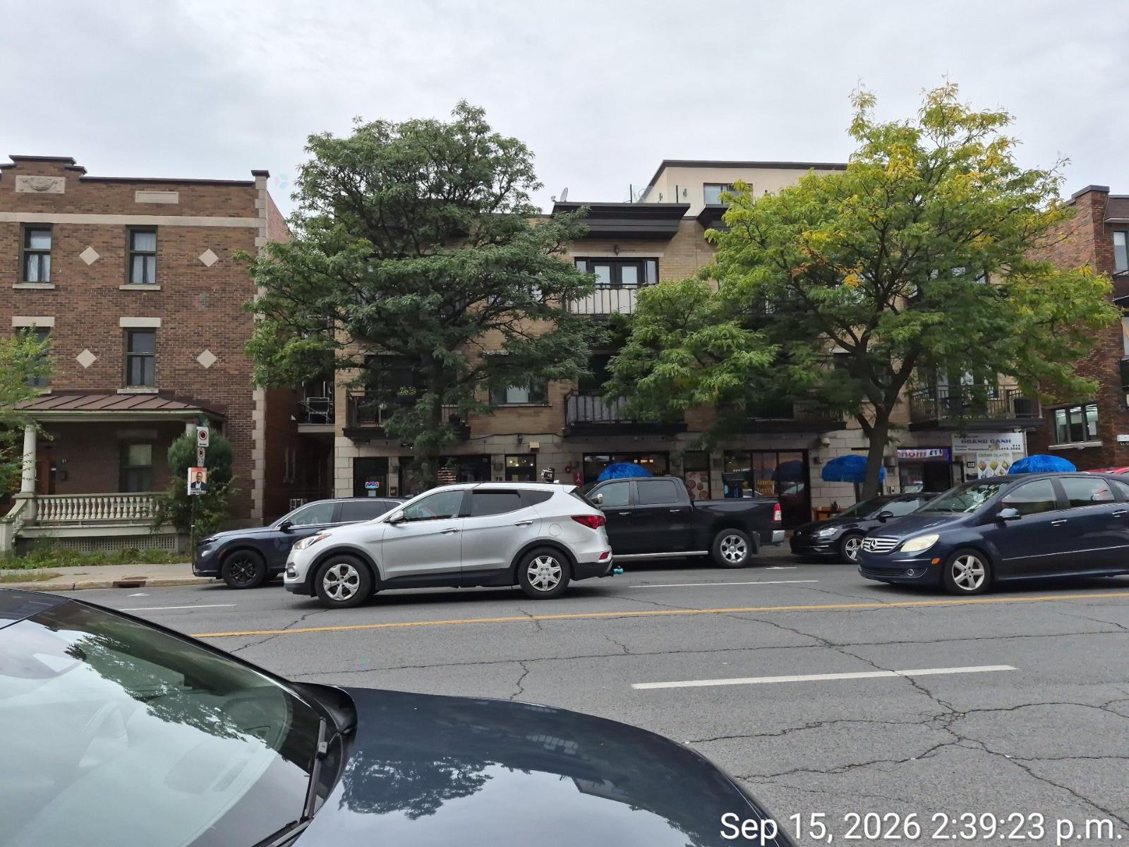 77-89 Rue Jean-talon E. Property Photo 2