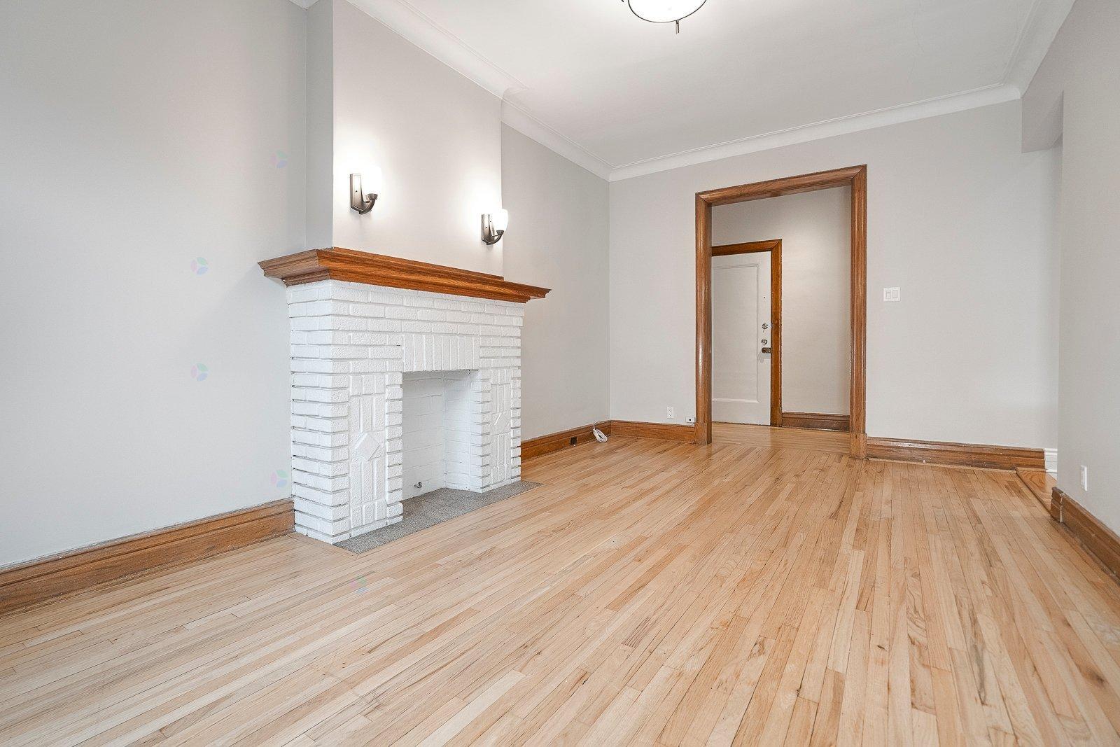 4278 Rue Sherbrooke O., #12 Property Photo 3