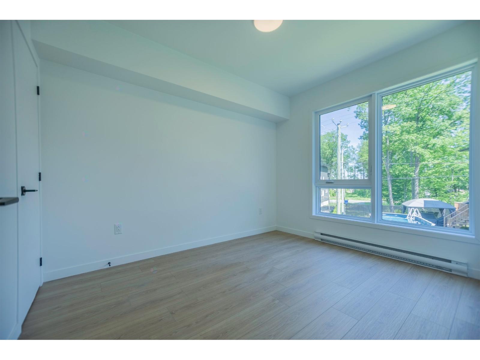 5805 Rue De La Rochelle, #306 Property Photo 7