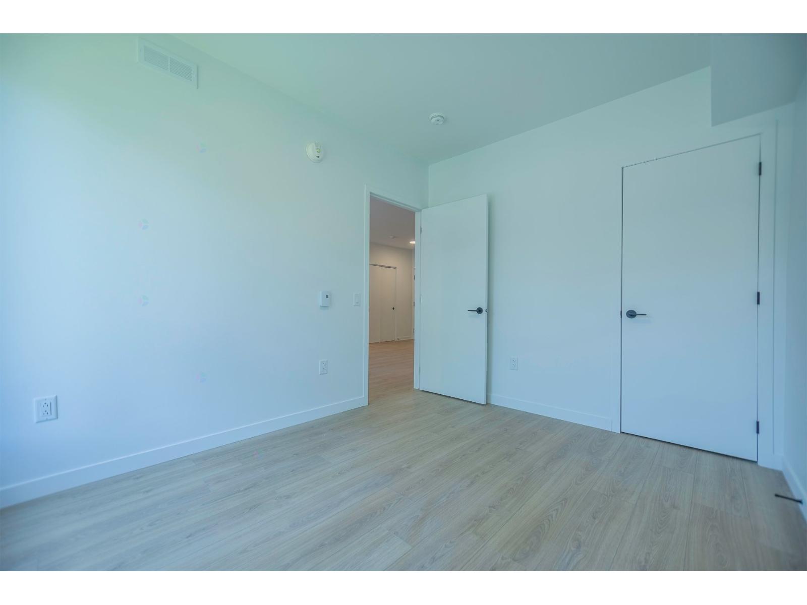 5805 Rue De La Rochelle, #306 Property Photo 8